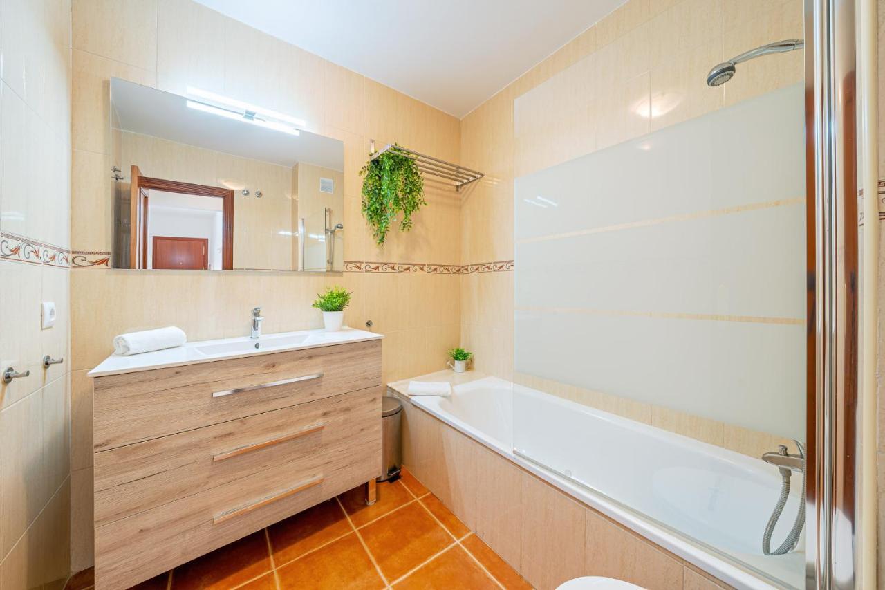 Old Town - Cultural Experience Apartment มาลากา ภายนอก รูปภาพ